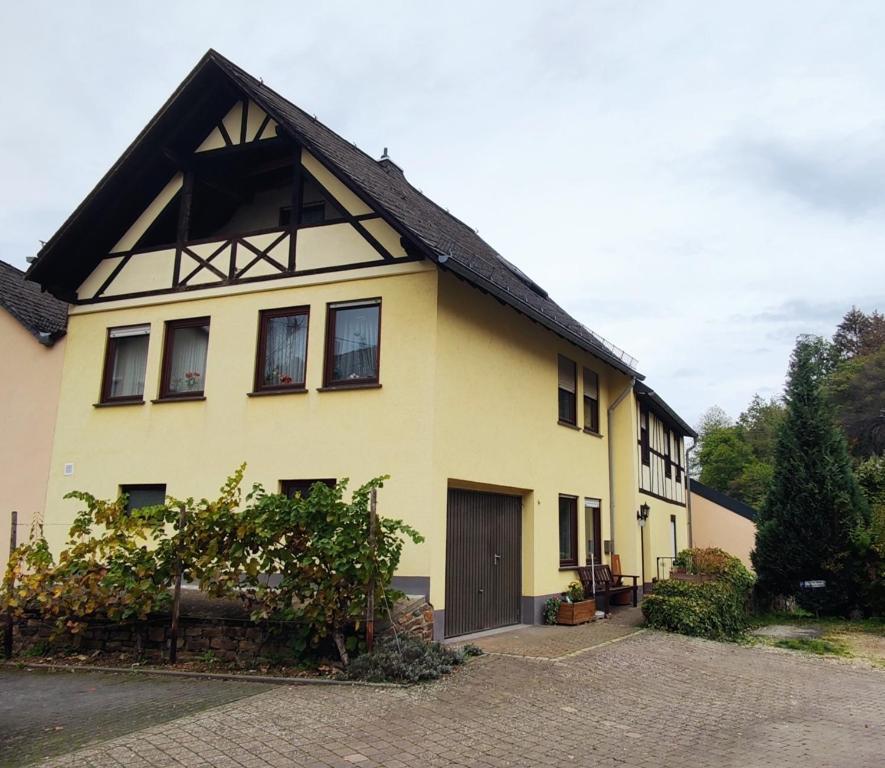Ferienhaus Am Marktplatz Oberheimbach Exteriör bild